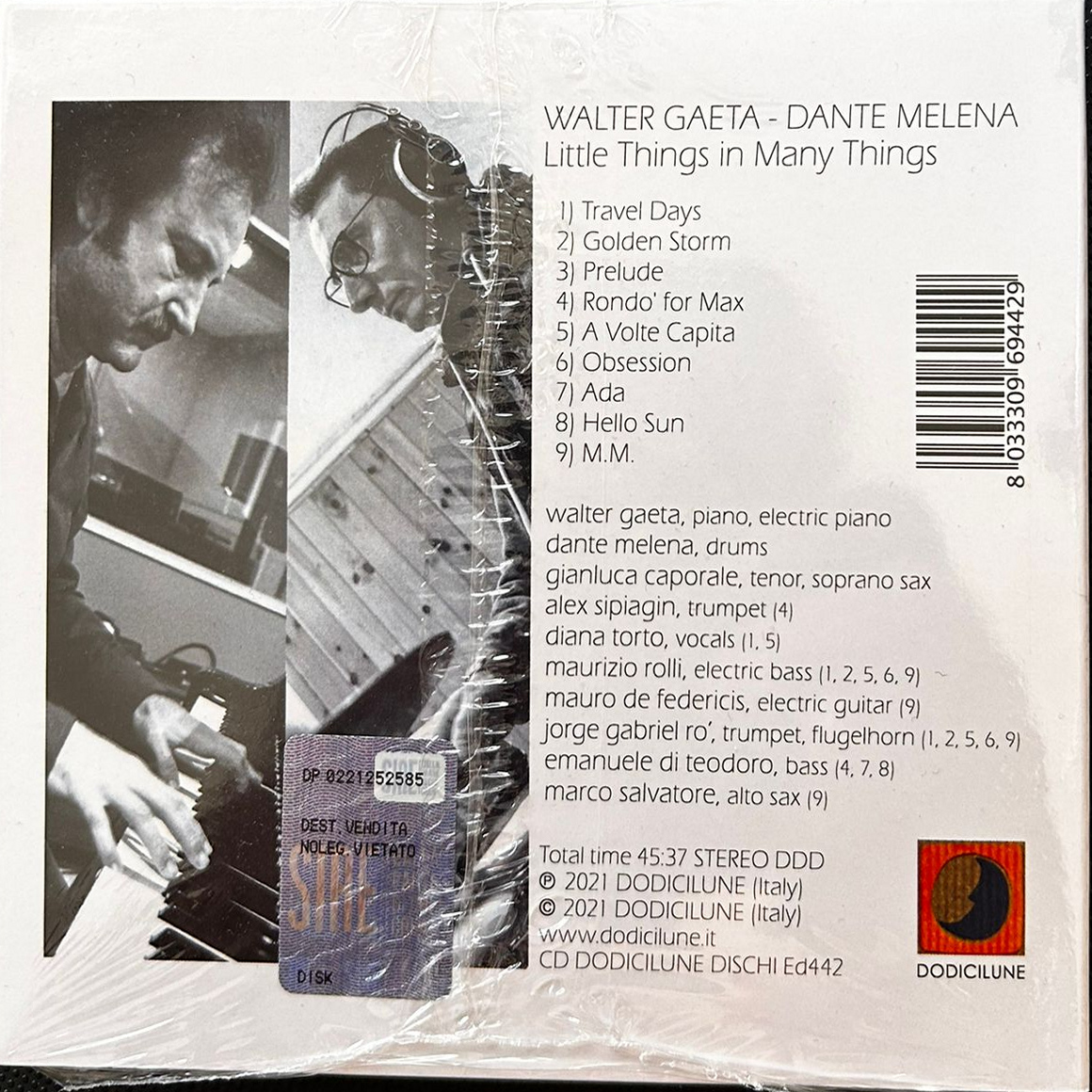Retro copertina — Little Things in Many Things